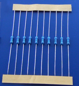 Набор резисторов 10 штук, 100 Ом 0.25 Вт, 1%