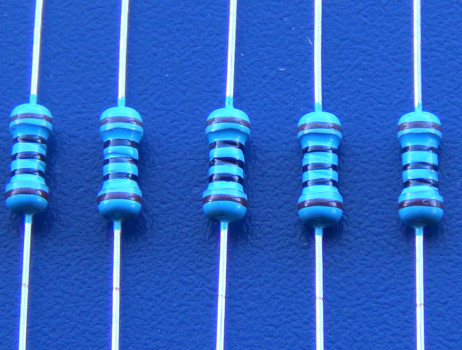 Набор резисторов 10 штук, 100 Ом 0.25 Вт, 1%