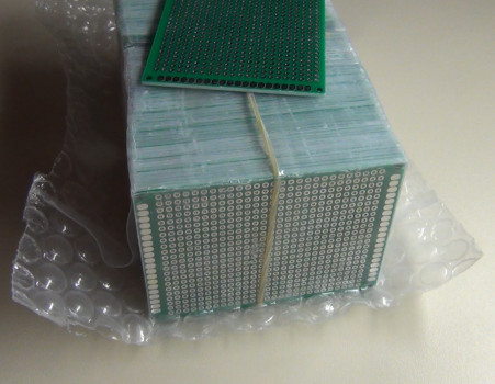 Двусторонняя макетная плата 6х8 см, зеленая